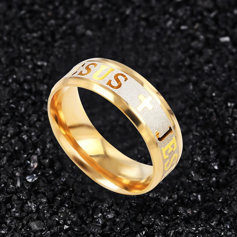 Bague en acier inoxydable de 8 mm avec croix « I Love Jésus »