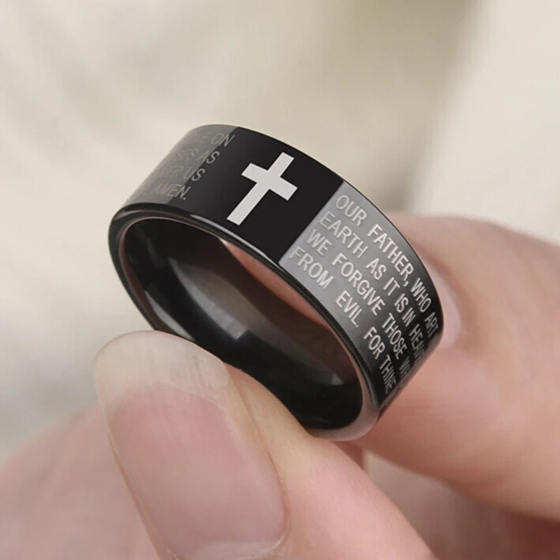 Bague en acier inoxydable avec croix de Jésus