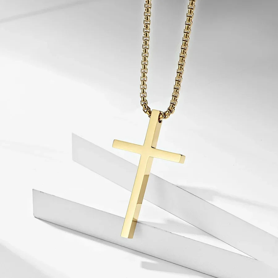 Collier pendentif crucifix