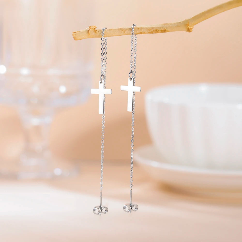 Boucles d'oreilles longues en croix pour femmes