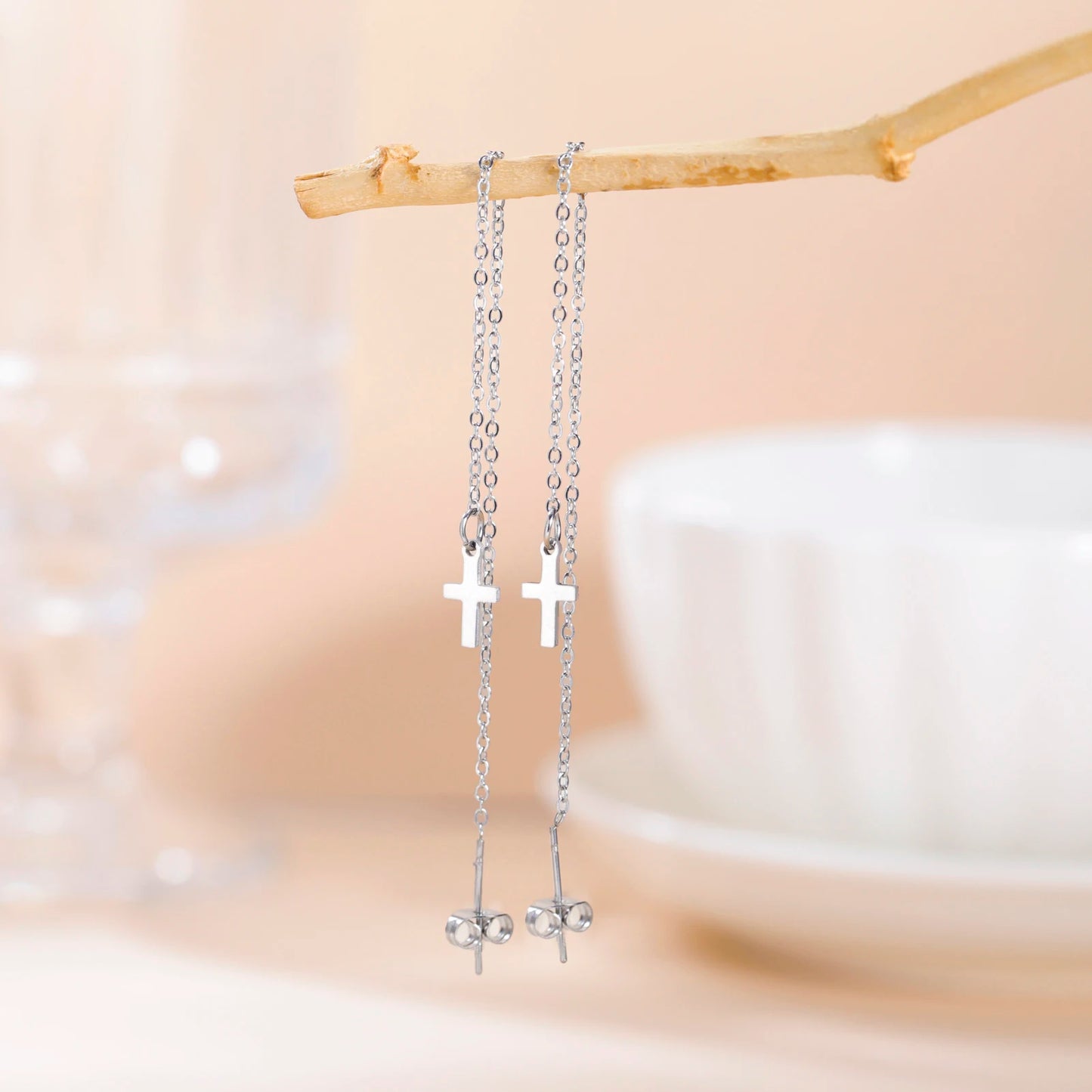 Boucles d'oreilles longues en croix pour femmes
